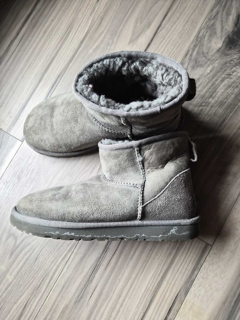 UGG Short Suede Shearling Lined Boots - Gray 8